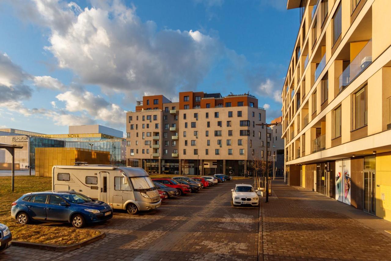 Golden Apartments Rezidence Nova Karolina Ii. Ostrava Exterior foto
